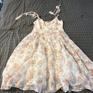 Lulu’s Floral Maxi Dress with Pink and Cream Flowers